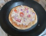 পিজা উইথ ক্রীমি ম্যাগি টপিং (pizza with creamy Maggi toping recipe in Bengali)) রেসিপি ধাপ - 5 ছবি