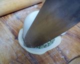 Foto langkah ke 5 dari resep Cara Membuat Kulit Gyoza / Dumpling.