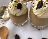 Une image de l'étape 4 de Panna cotta au café.
