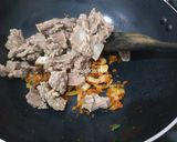 Foto langkah ke 7 dari resep Krengsengan Daging Sapi.