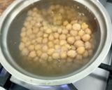 A picture of step 1 of The Chana chat (special and tasty)🙂.