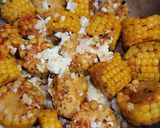 स्पाइसी गार्लिक मसाला भुट्टा विद चीज़ रेसिपी चरण 5 फोटो