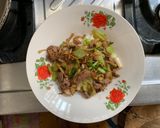 รูปขั้นตอนการทำที่ 3 ของ เครื่องในไก่ผัดขิง