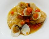 Foto del paso 4 de la receta Medallones de merluza en salsa de almejas y zanahoria🍽