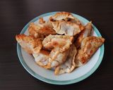 A picture of step 4 of Fried Curry Dumplings with Agar.