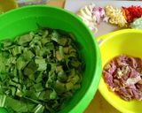 Foto langkah ke 1 dari resep Cah daging pakchoy.