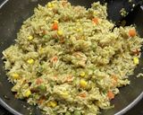 A picture of step 6 of Sweet Pepper Mexican Rice - Arroz Verde.