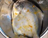 Foto langkah ke 1 dari resep Ikan bawal bumbu kemiri.