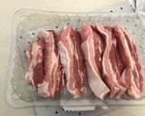 A picture of step 2 of Japanese style braised pork.