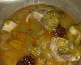 Foto del paso 9 de la receta: Codillo o chambarete de cerdo entomatado (tomate verde)