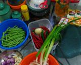 Foto langkah ke 1 dari resep Tumis Buncis Jamur.