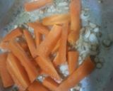 صورة لخطوة 2 من وصفة باستا ايطالي بالصوص الوردي 🍝