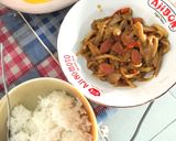 Foto langkah ke 8 dari resep Tumis Jamur Sosis Saus Tiram Masakan Ala Anak Kos.