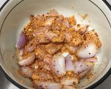 รูปขั้นตอนการทำที่ 6 ของ ไข่เจียวหน้าลาบไก่ย่างหมูยอ Air Fryer