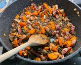 Une image de l'étape 12 de Lentilles vertes au lard, pommes fruits et carottes.