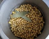 छोले भटुरे (chole bhature recipe in marathi) रेसिपी स्टेप 1 फोटो