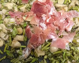 Foto del paso 2 de la receta: Revuelto de espárragos trigueros