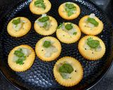 A picture of step 2 of Monaco Biscuit chaat.