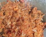 Foto langkah ke 3 dari resep Kwetiaw goreng simple.