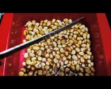 A picture of step 5 of Peanut chikki.