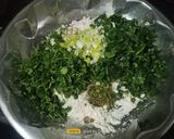 A picture of step 2 of Methi Bathua Paratha.
