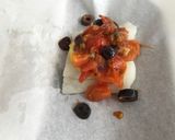 A picture of step 3 of Steamed mediterranean fish parcels.