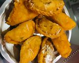A picture of step 14 of Mawa ghujia.