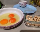 Foto langkah ke 1 dari resep Telur Kukus Kaldu Ayam.