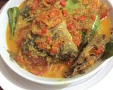 Foto langkah ke 8 dari resep Ikan bumbu kuning puwedes.