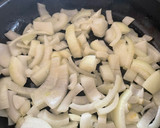 Foto del paso 2 de la receta: Seitán con salsa de manzana