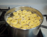 Foto del paso 7 de la receta: Tortellini de carne con setas