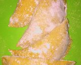 A picture of step 1 of Meat pie.