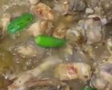 A picture of step 6 of Delicious white chicken karahi serve with chupri chapati.