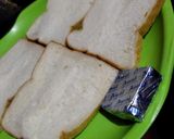 A picture of step 1 of Bread pizza.