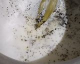 A picture of step 4 of Bayleaf tea.
