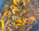 Foto del paso 2 de la receta: Sándwich de carne deshebrada con salsa tártara y calabazas - keto