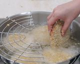 Foto langkah ke 6 dari resep Pizza Roti Goreng.