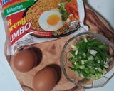 Foto langkah ke 1 dari resep Dadar Mie Favorit.