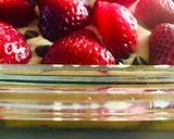 Foto del paso 7 de la receta: POSTRE DE 🍫CHOCOLATE🍫, DULCE DE LECHE🍯 Y 🍓🍓FRUTILLAS🍓🍓