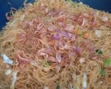 Foto langkah ke 3 dari resep Bihun Goreng.