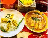 A picture of step 10 of #Rajastani Pithodis Curry.