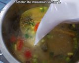 Foto langkah ke 3 dari resep Soto ayam khas Medan.