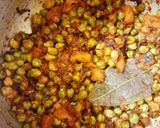 A picture of step 3 of Hara Chana Masala Curry.