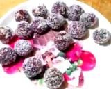 A picture of step 5 of Date balls.