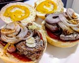 Foto del paso 2 de la receta: HAMBURGUESA Artesanal con Lomito Fino (solomillo) de Res... !