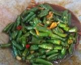 Foto langkah ke 4 dari resep Tumis kacang panjang.