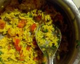A picture of step 4 of Tangy tomato rice.