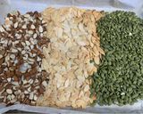 Hình bước làm 1 của món Baked granola bar