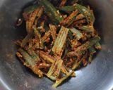 A picture of step 2 of Crispy bhindi.