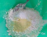 Foto langkah ke 3 dari resep Rolade Tahu Daun Singkong.